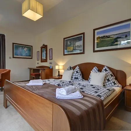 Miluska 4*